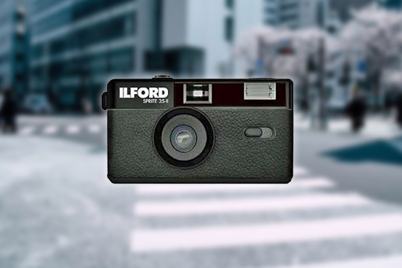 Ilford Sprite 35-II to wielorazowy aparat tradycyjny, który… no właśnie co?