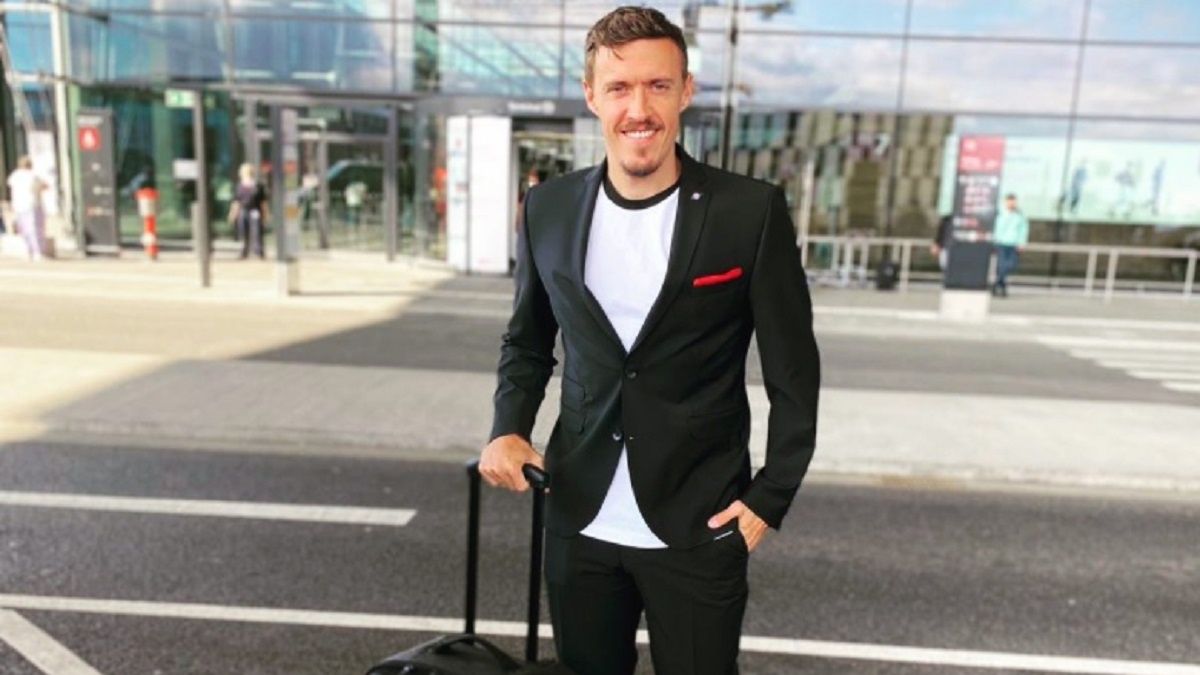 Max Kruse w drodze na mecz
