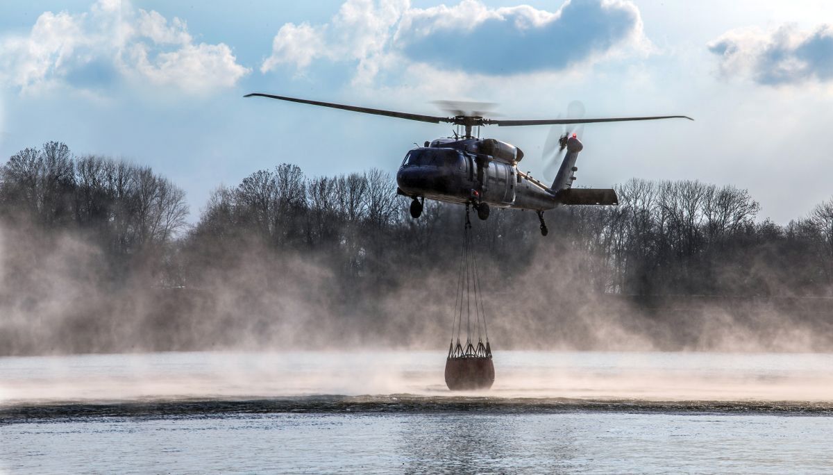 Bambi Bucket w akcji. Zdjęcie policji