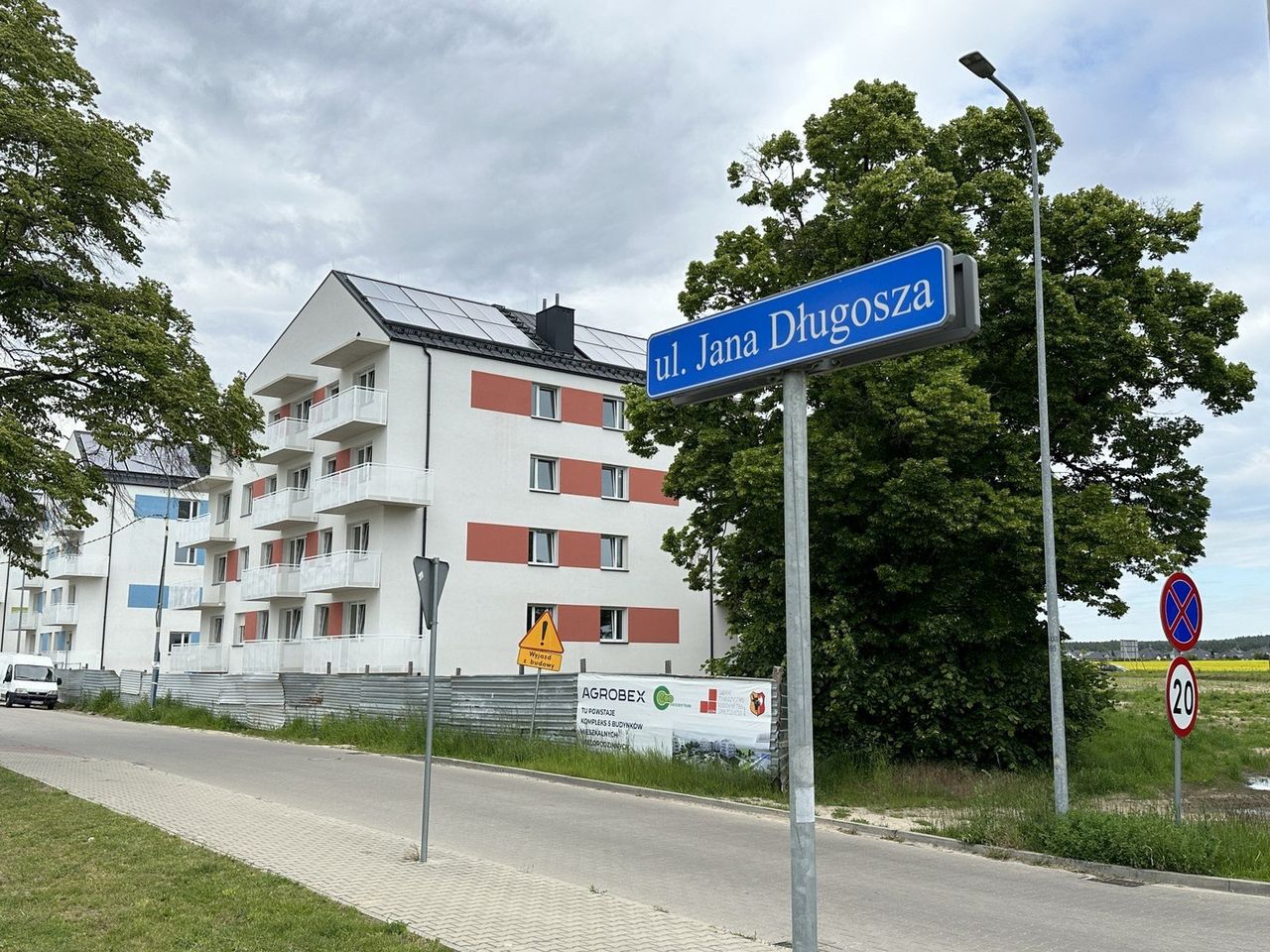 Samorząd wybudował bloki. Leszno szuka chętnych