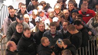 Katowice: Silesia City Center świętuje 20. urodziny. Największe centrum handlowe na Śląsku nadal przyciąga tysiące klientów. Tak było na otwarciu