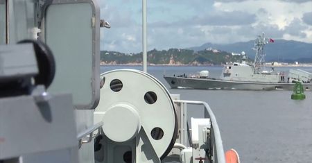 Manewry Hong Kongu. Nie chcą przejęcia przez Chiny