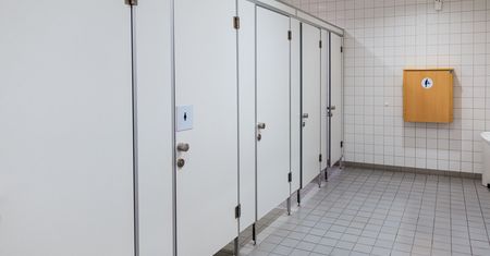 Tragedia w Czechach. 6-latka zgwałcona w publicznej toalecie