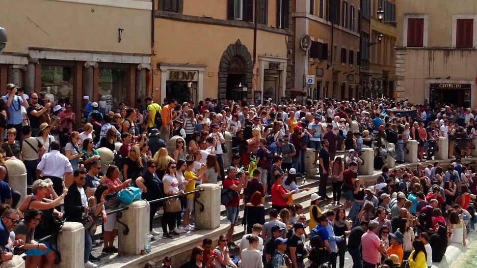 Kradzieże w tłumie to standard we włoskich turystycznych miastach