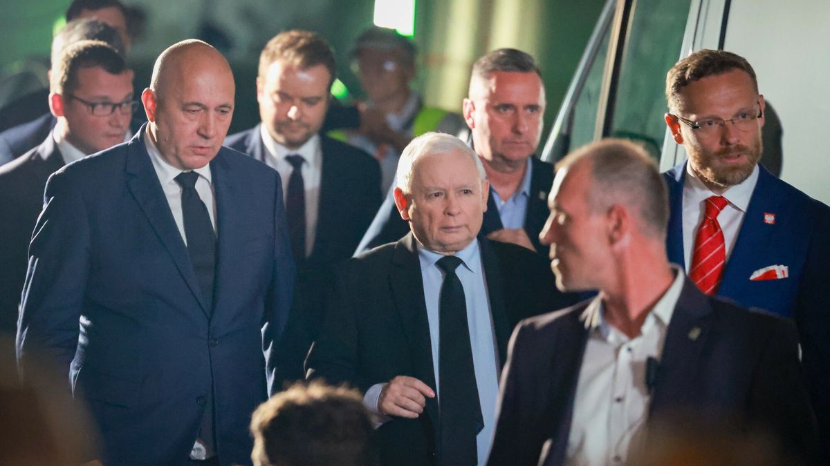 Otwarcie tunelu pod ?win?
30.06.2023 Otwarcie tunelu pod Swina pomiedzy wyspami Uznam i Wolin w Swinoujsciu 
Fot Sebastian Nowik/REPORTER
n/z: Pawel Szefernaker, Joachim Brudzinski, Jaroslaw Kaczynski,
Sebastian Nowik/REPORTER