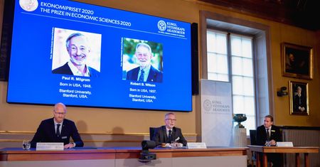 Nagroda Nobla z ekonomii 2020 r. Laureatami zostali Paul R. Milgrom i Robert B. Wilson