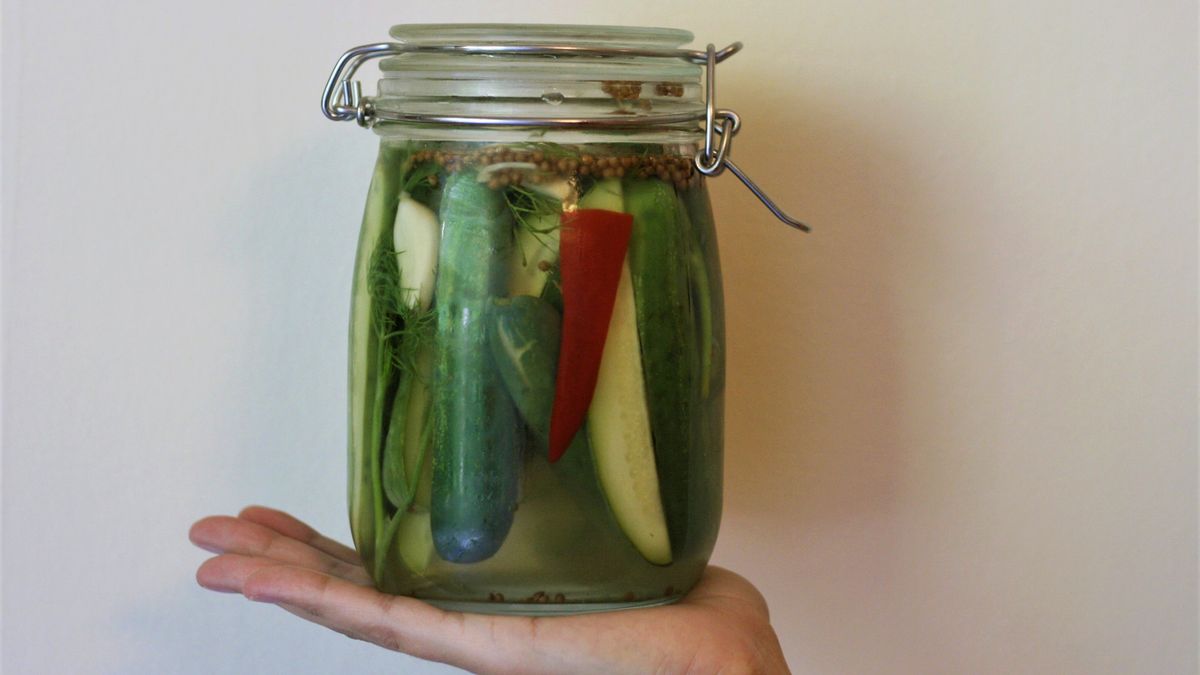 Przepis na szybkie ogórki "krokodylki"  