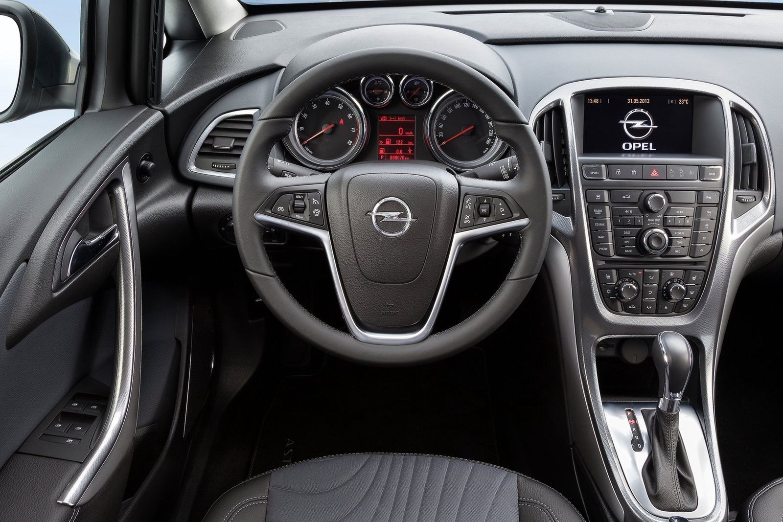 Opel Astra J po liftingu