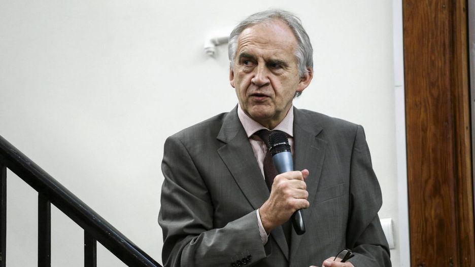 Prof. Marian Zembala chce dnia wolnego w Wielki Piątek