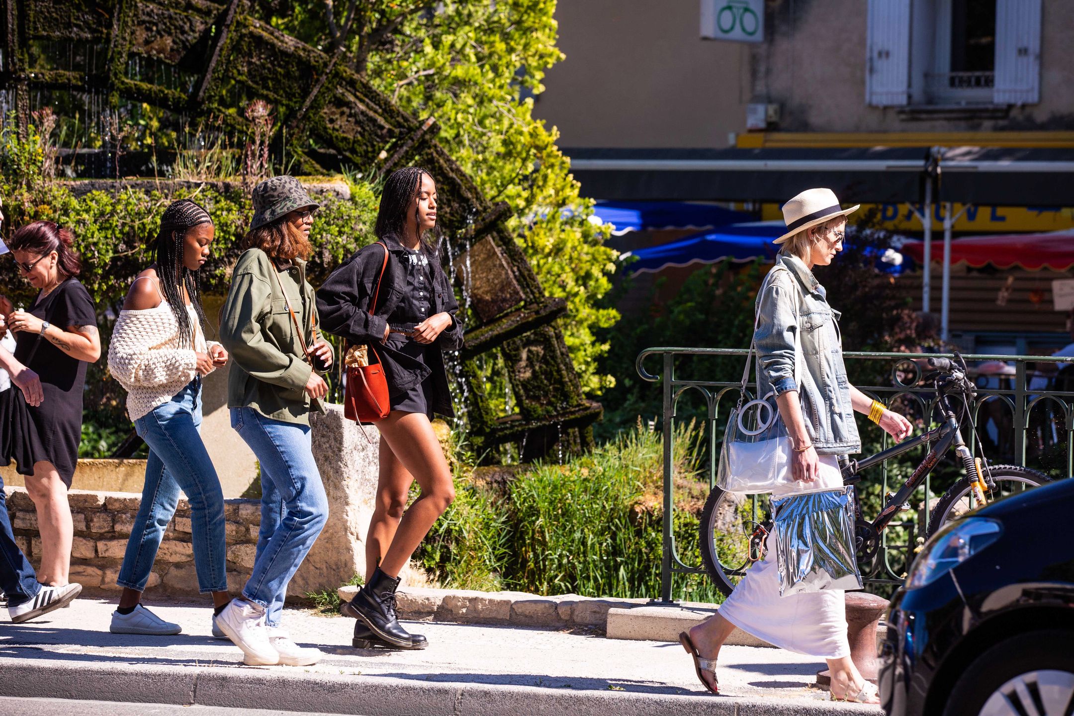 Malia Obama i Natasha Obama przyłapane na zakupach