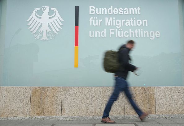 Skandal azylowy w Niemczech. "Chodziło o liczby"