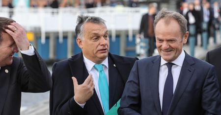 Los Orbana w rękach PO. Pamiętają mu głos na Tuska