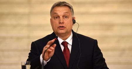 Orban zaostrzył ton ws. imigrantów. Jest reakcja polityków UE