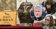 Pogrzeb Jerzego Urbana. W ostatniej drodze towarzyszyli mu politycy i gwiazdy. Aleksander Kwaśniewski wygłosił poruszające przemówienie
