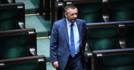 Marian Banaś wysłał znowu pismo do Sejmu. Chce mieć dwóch zastępców