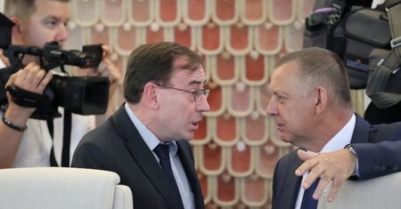 Makowski: "Polityczny danse macabre. Służby torpedują start kampanii Andrzeja Dudy" [OPINIA]