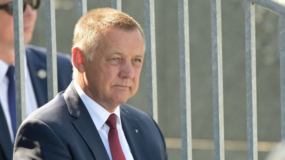 Marian Banaś musi się tłumaczyć CBA