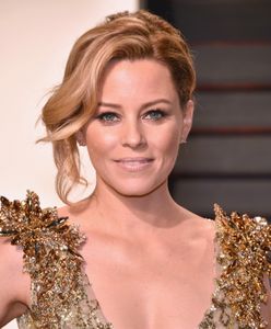 Elizabeth Banks nie okiełznała głębokiego dekoltu