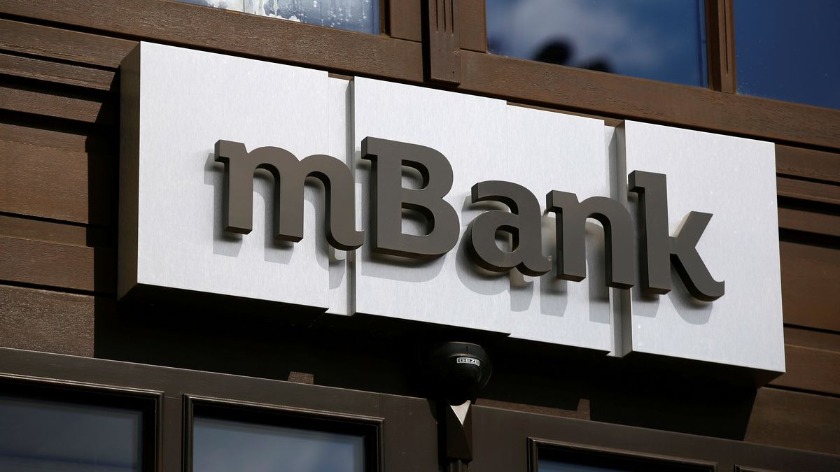 Bank tłumaczy, że zgodnie z wymogami prawa bank musi znać strukturę właścicielską firmy.