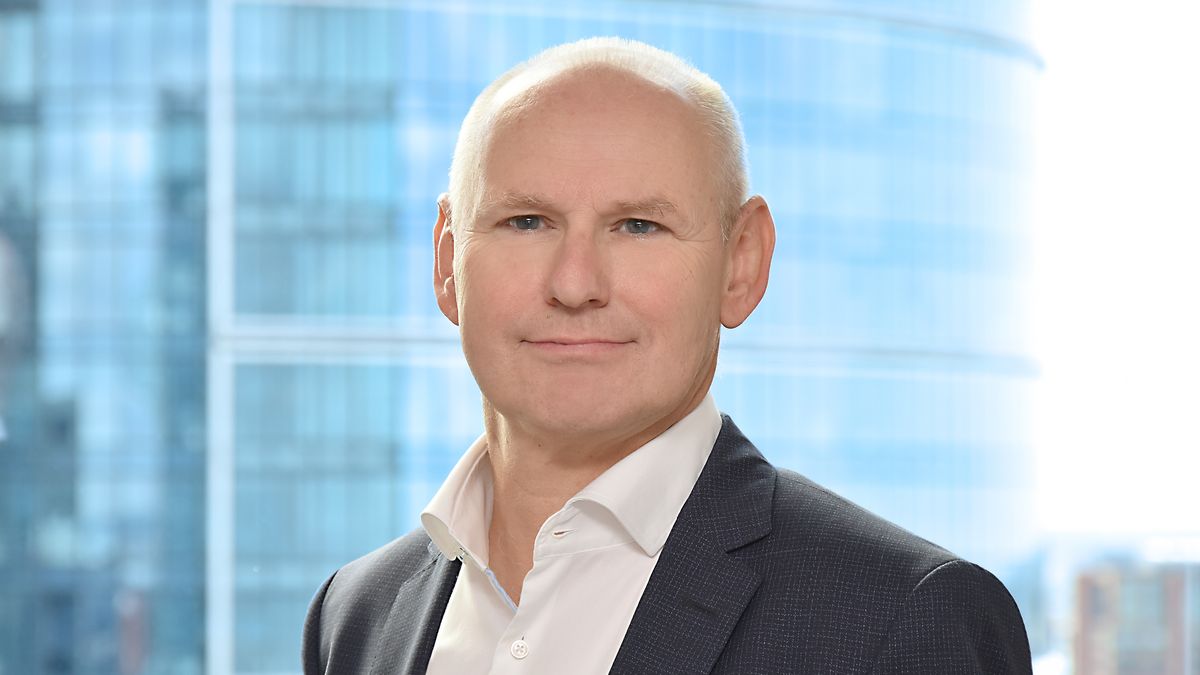 Alexander Fleischmann, Raiffeisen Bank International, nie żałuje że bank sprzedawał kredyty we frankach.