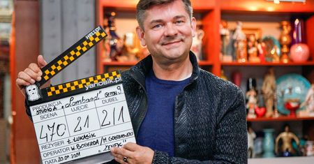 Zenek Martyniuk dostał rolę w serialu. Wyciekły zdjęcia prosto z planu. Zagra w jednym z największych hitów
