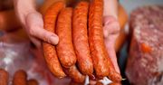 Jak nas oszukują producenci żywności? Pod lupą alkohol, kiełbasa i chleb