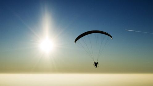 DARPA zaprezentowała paralotnię do transportu krwi 1