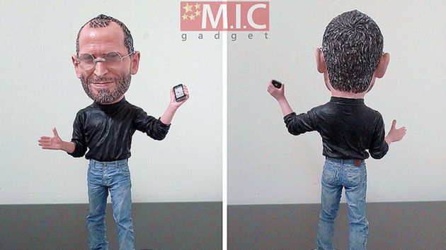 Postaw sobie figurkę Jobsa na biurku 1