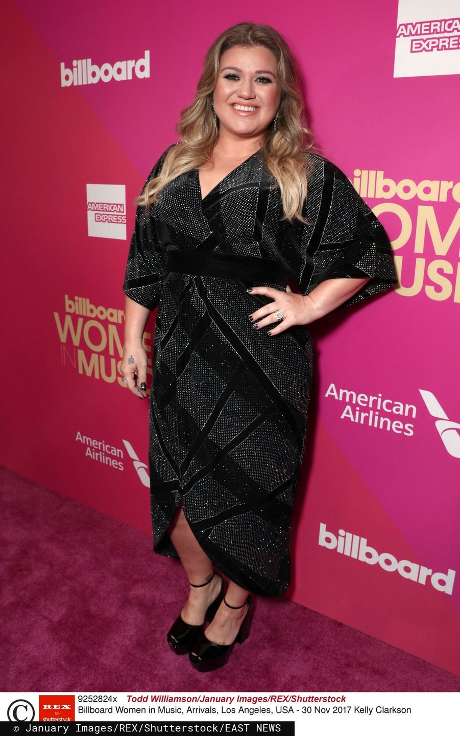 Kelly Clarkson podczas rozdania nagród Billboard Women In Music