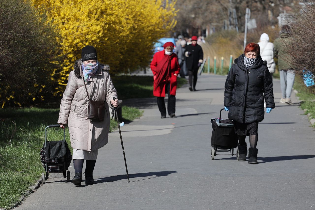 Godziny dla seniorów. Jest już rozporządzenie