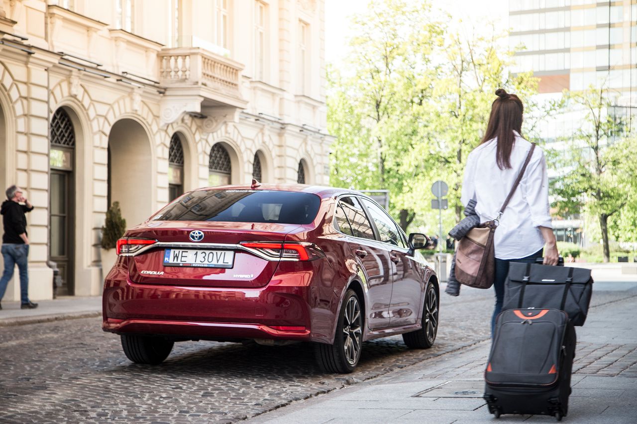 Toyota Corolla sedan 1.8 Hybrid (2019) (fot. Mateusz Żuchowski)