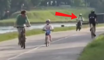 "Głupota nie zna granic". Obok rodzice z dziećmi. Nagranie z Krakowa