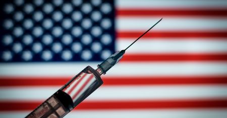 Koronawirus. W USA zatwierdzono do użycia kolejną szczepionkę