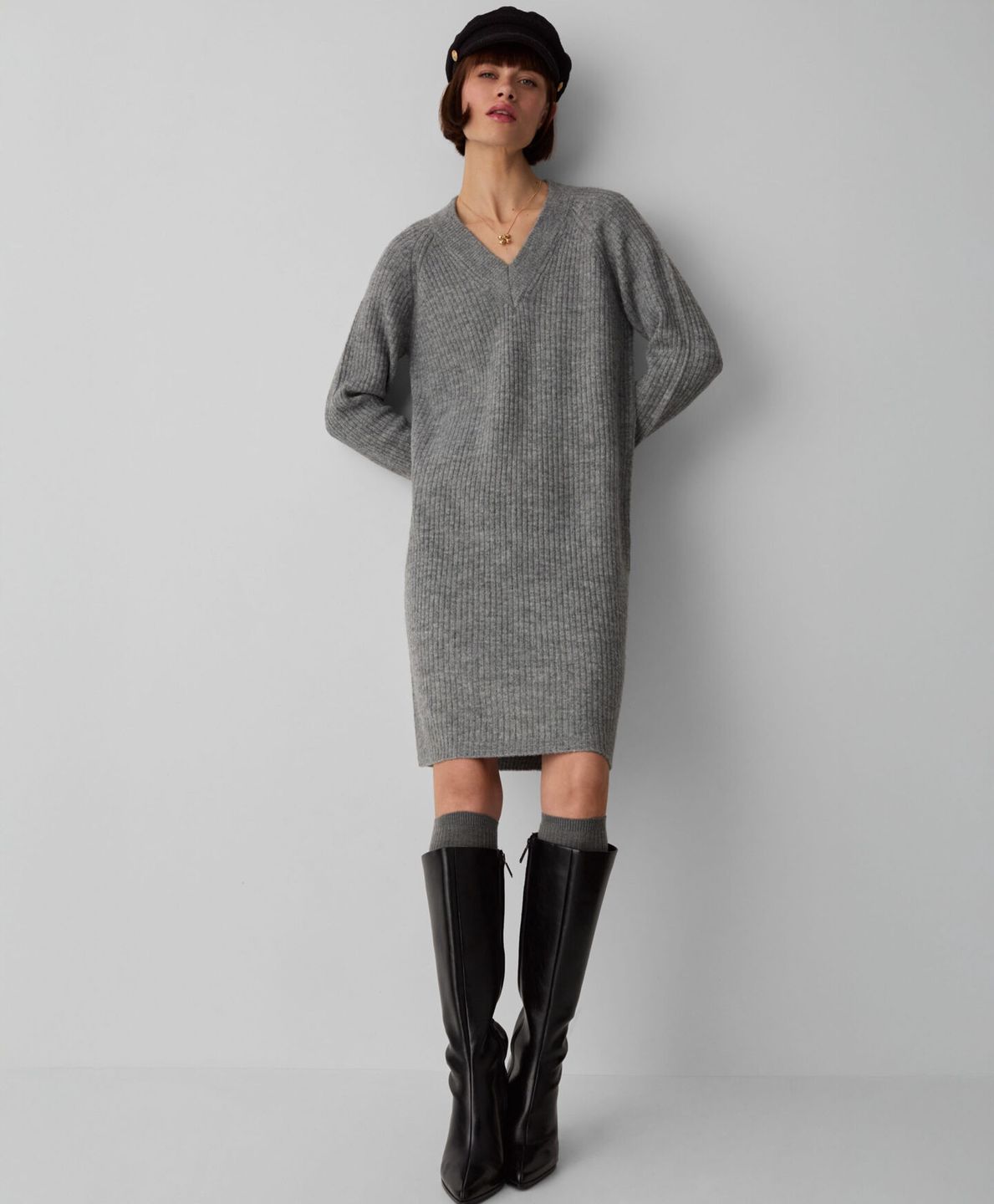 Swetrowa sukienka z kolekcji Pepco