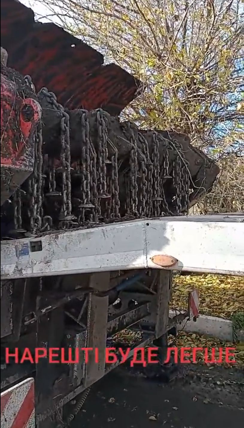 Ukraińcy wykorzystują dostarczonego z Chorwacji robota MV-10-BISON do rozminowywania terenu.