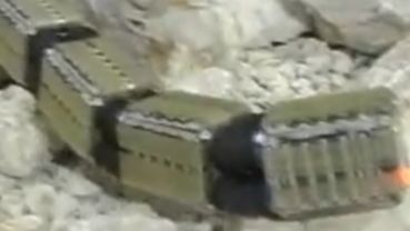 Omnitread - niesamowity robot, który wygląda jak tasiemiec (wideo) 1