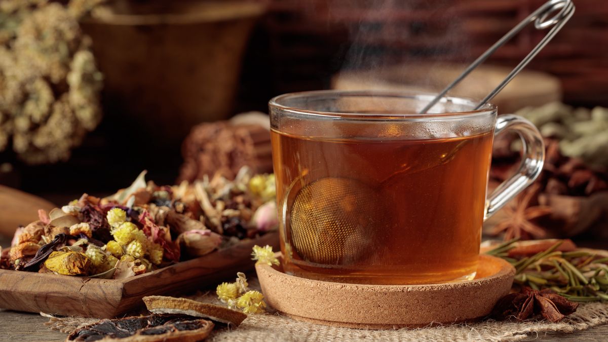 Jakie są najlepsze zioła na przejedzenie?