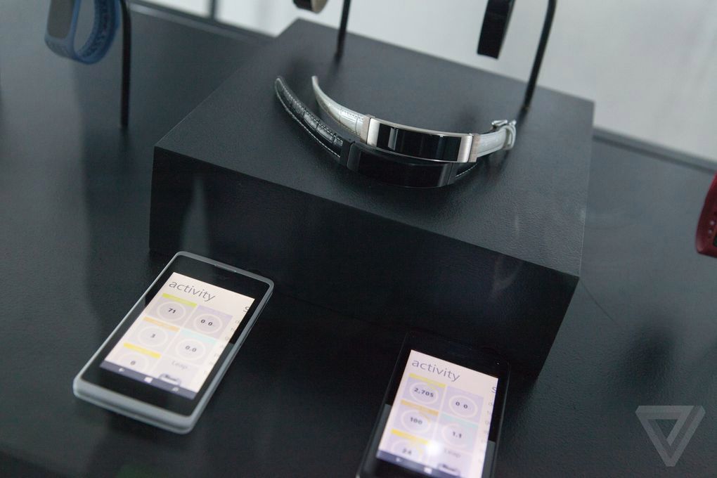 Liquid X2 z pojemną baterią  i opaski Leap Fit, Active i Curve - oto nowości Acera 19
