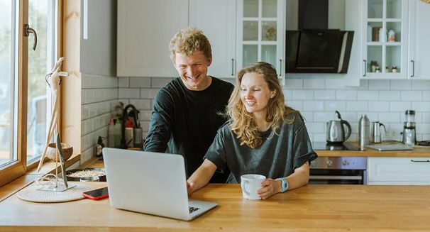 Kupujemy inaczej. Zmienia to generatywna sztuczna inteligencja