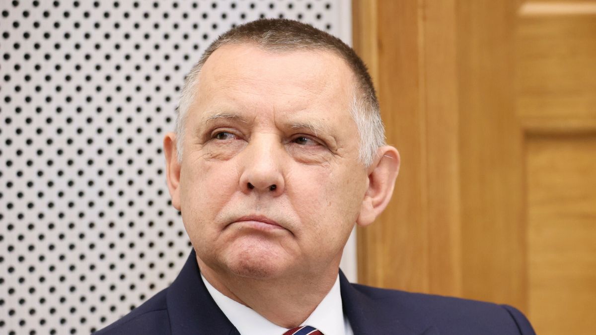 NIK nt. kontroli w Krajowym Istytucie Medi�w
Fot. Wojciech Olkusnik/East News, Warszawa, 02.02.2023. Briefing prasowy Najwyzszej Izby Kontroli nt. prezentacji wynikow kontroli przeprowadzonej w Krajowym Instytucie Mediow
N/z: prezes NIK Marian Banas
Wojciech Olkusnik