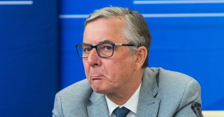 Ustawa w kącie cicho łka. Eksperci: Decyzja Dudy wywoła furię NATO