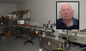 Wygrał 2,4 mln funtów na loterii. 80-latek zainwestował w fabrykę narkotyków