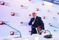 Wrzucili kartki, ale nie zdecydowali. Niemal 190 tysięcy nieważnych głosów