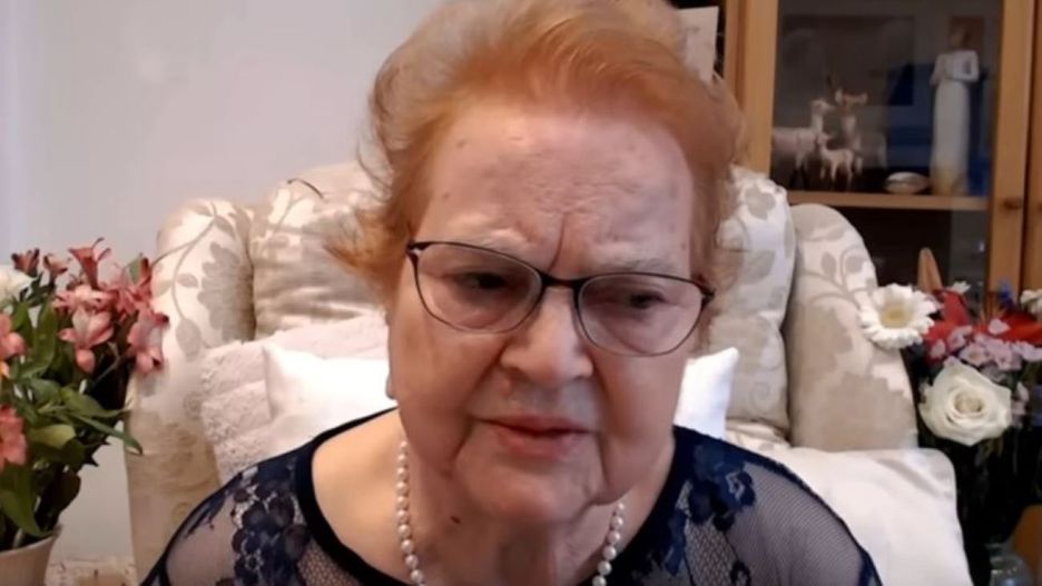 Dzięki SI Marina Smith "przemówiła" na własnym pogrzebie