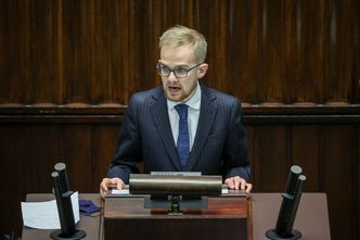 Patkowski tłumaczy się z wrzutki o bankach do ustawy o dodatku węglowym