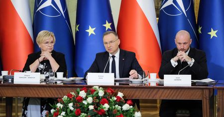 Wyciekły ustalenia z RBN. Chodzi o rozmowy z USA