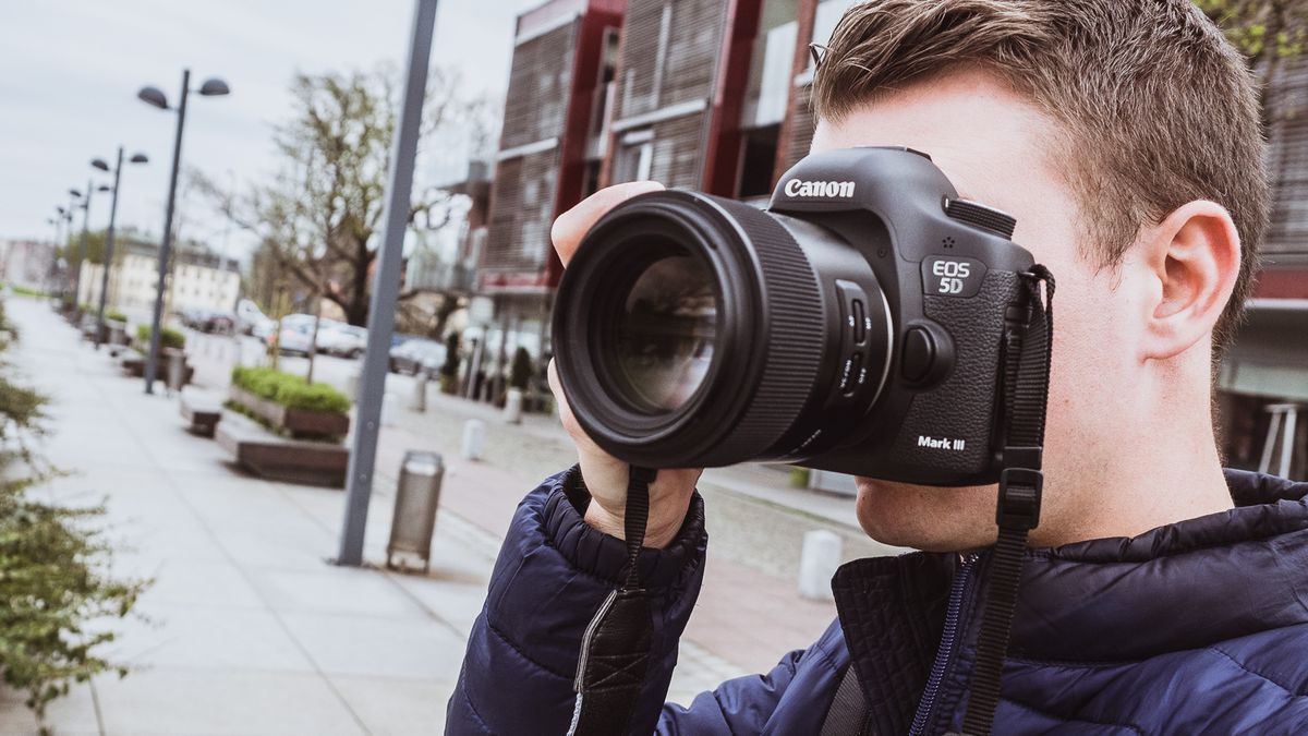 Tamron SP 85 mm f/1.8 Di VC USD - dobra, stabilizowana portretówa [recenzja] 1