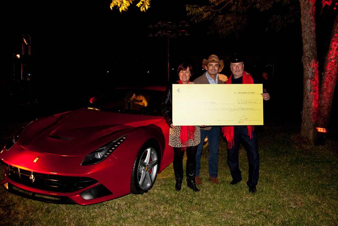 Aukcja Ferrari F12berlinetta