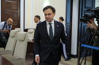 Andrzej Doma�ski
Warszawa, 29.07.2025. Minister finans�w i gospodarki Andrzej Doma�ski przed rozpocz�ciem posiedzenia rz�du w Kancelarii Prezesa Rady Ministr�w w Warszawie, 29 bm. Rz�d zajmie si� m.in. dwoma projektami z puli tzw. projekt�w deregulacyjnych. (jm) PAP/Pawe� Supernak
Pawe� Supernak
kancelaria, KPRM, obrady, polityk, polityk polityka, polityka, posiedzenie, rada ministr�w, rady ministr�w, rz�d, rz�d Tuska, rz�du, deregulacja, projekty deregulacyjne