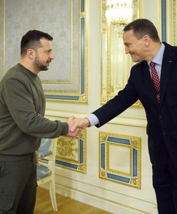 Wrzenie na linii Kijów-Warszawa. Tak chcą "podtopić" Sikorskiego